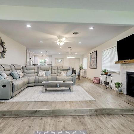 Kingwood Cottage - 10 Mins From Iah - Lake Front 亨博尔 外观 照片