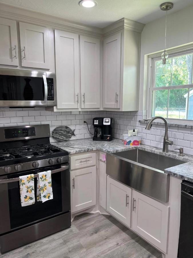 Kingwood Cottage - 10 Mins From Iah - Lake Front 亨博尔 外观 照片
