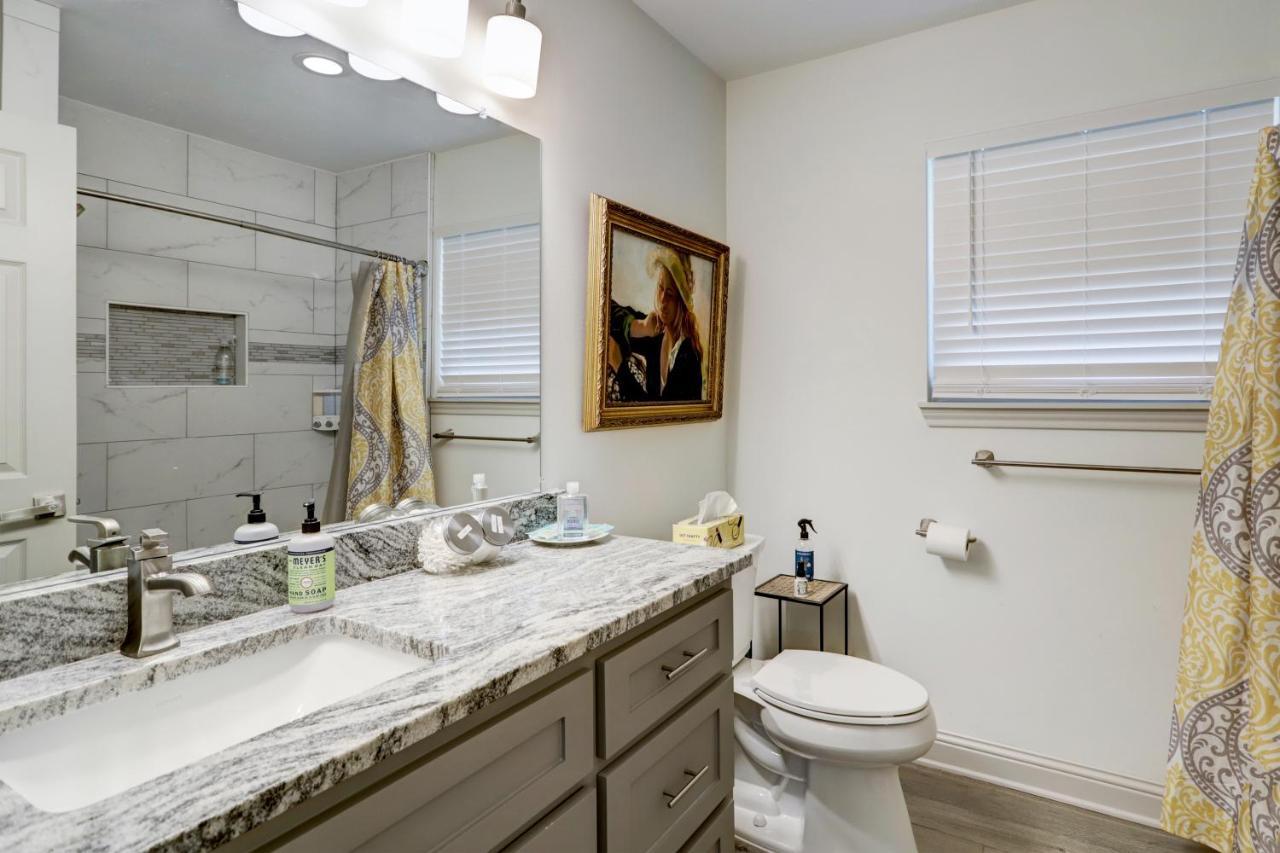 Kingwood Cottage - 10 Mins From Iah - Lake Front 亨博尔 外观 照片