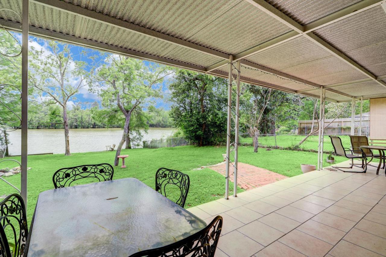 Kingwood Cottage - 10 Mins From Iah - Lake Front 亨博尔 外观 照片