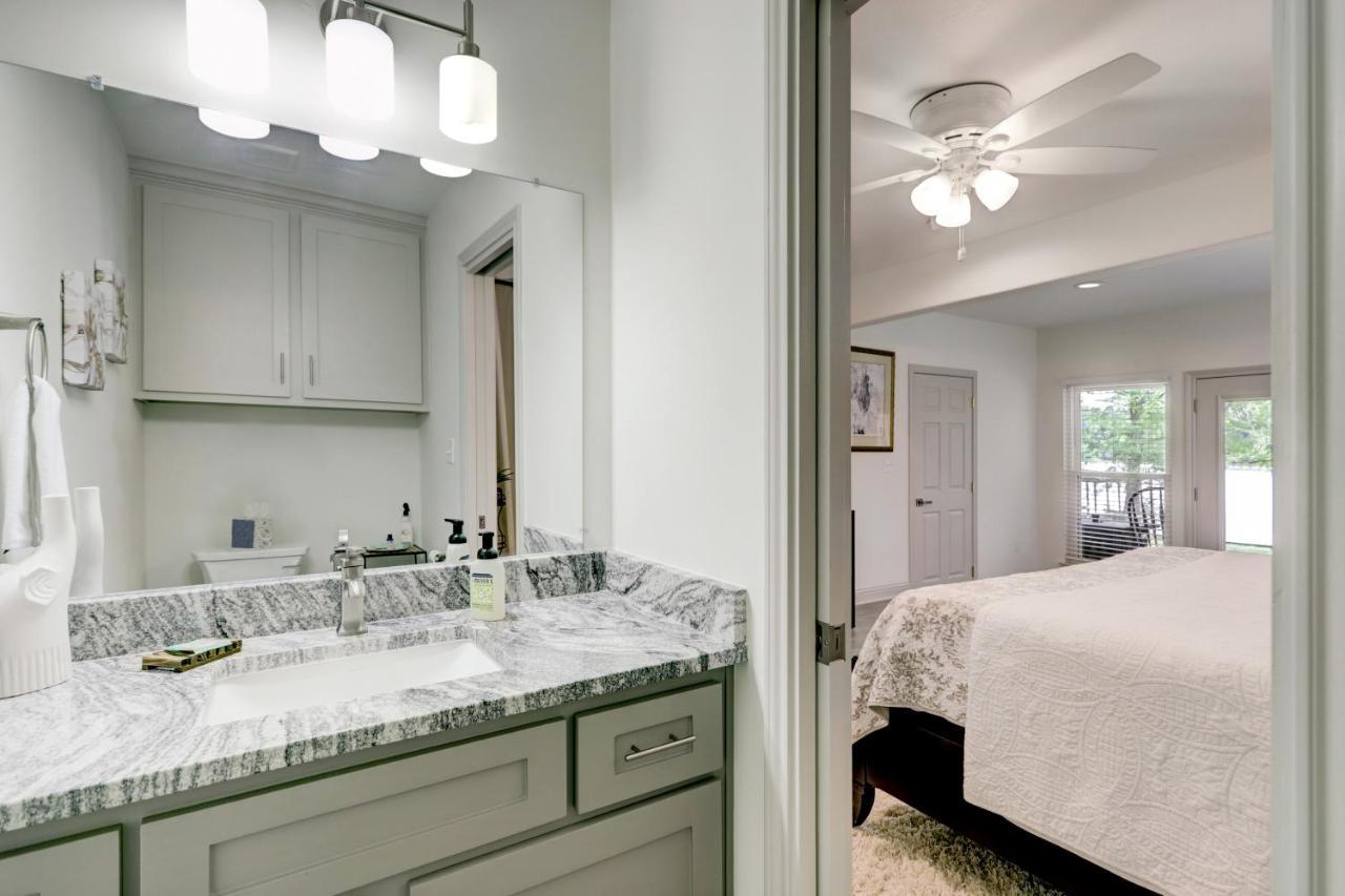Kingwood Cottage - 10 Mins From Iah - Lake Front 亨博尔 外观 照片